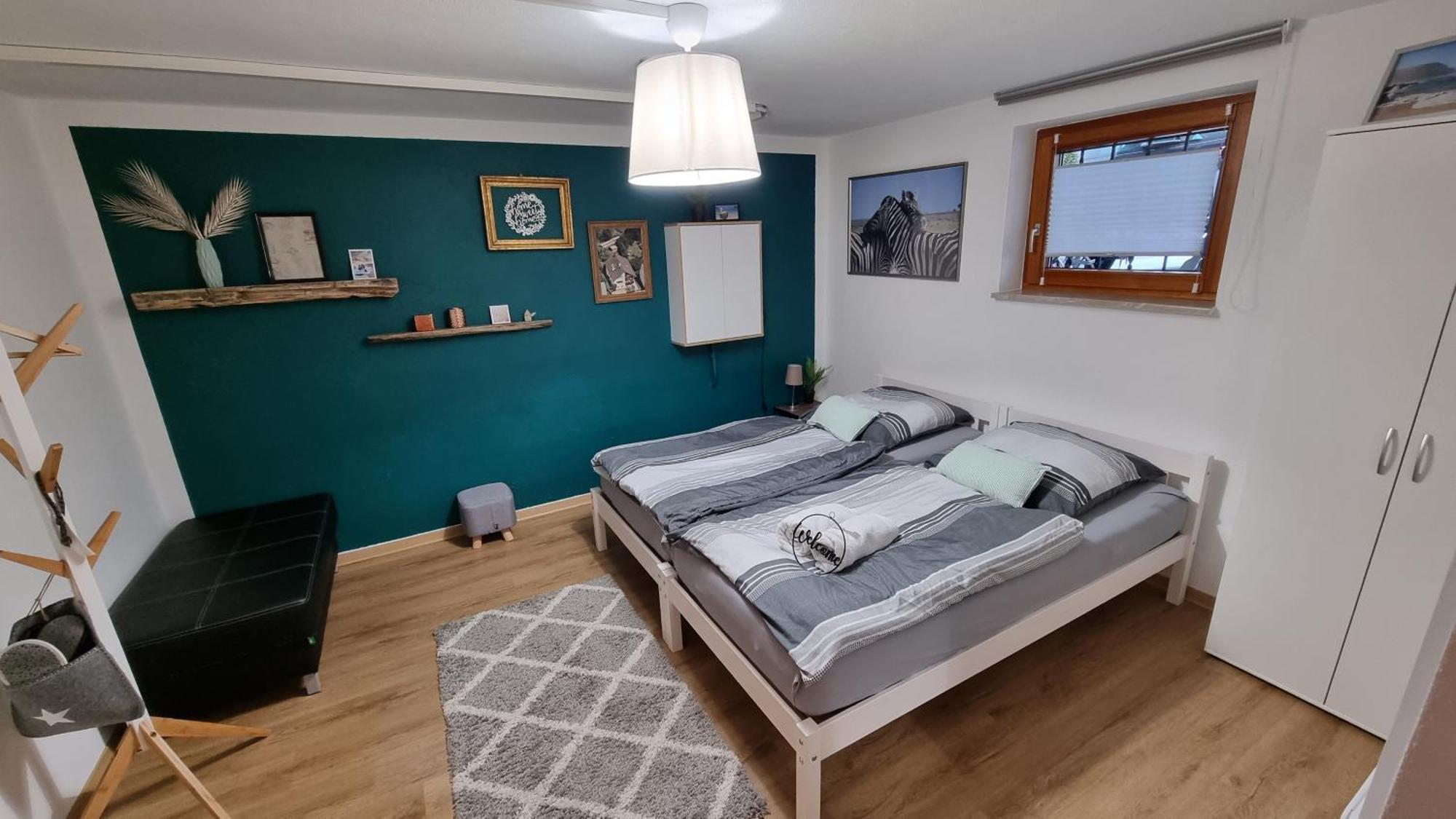 Ruhige, Modern Eingerichtete 2 Zimmer Wohnung Im Untergeschoss Eines Zweifamilienhauses Hildrizhausen Zewnętrze zdjęcie